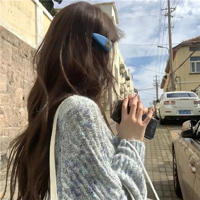 他夏天住在楼下